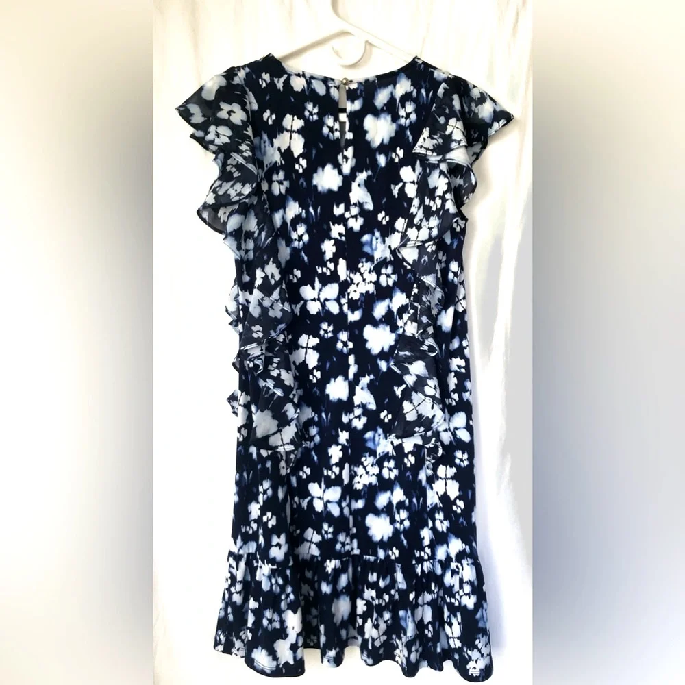 Michael Kors Floral Dress Blue and White flutter Sleeve Size Small